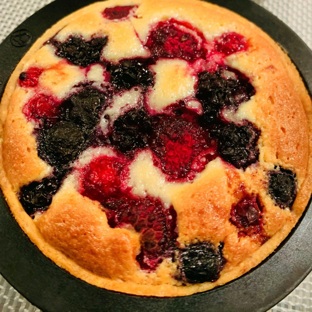 Crostatine Frangipane alle Mandorle e Frutti di&nbsp;Bosco